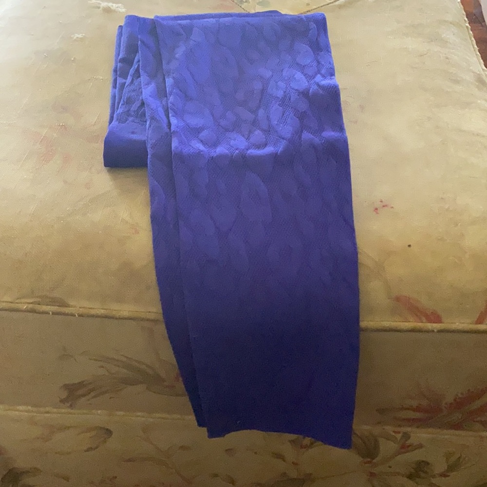 Fabletics leggings - Picture 3 of 3